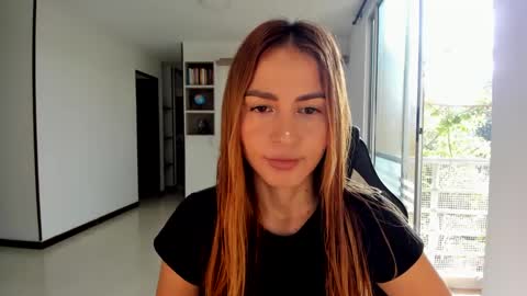 Jennyindependent model . online show from 01.22.25