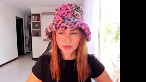 Jennyindependent model . online show from 09.26.25