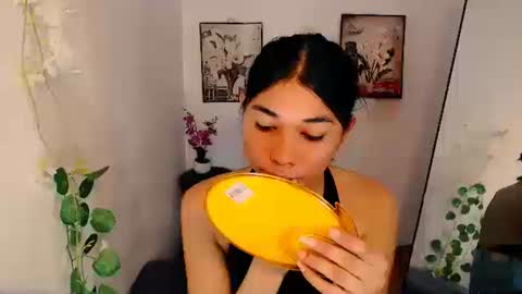 raindrizzle1706 online show from 12.17.25