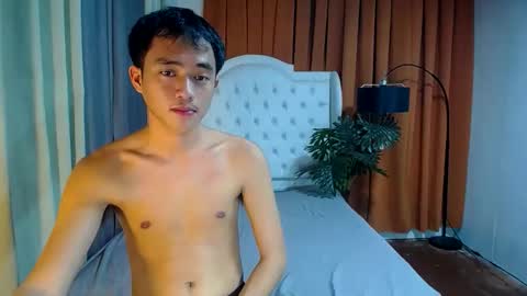 Snapshot of raindrop_cummmer chatting on 03.04.26 rain online show from 03.04.26