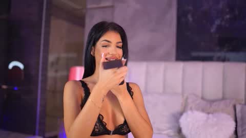 Snapshot of raisakali chatting on 09.21.25 Raisa online show from 09.21.25