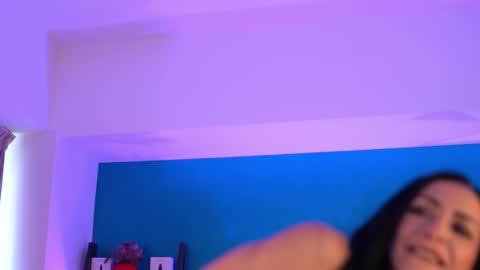 RaisaVawn online show from 12.20.25