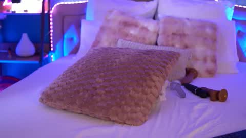 RaisaVawn online show from 03.26.26