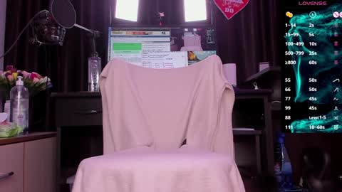 Laura online show from 01.13.25