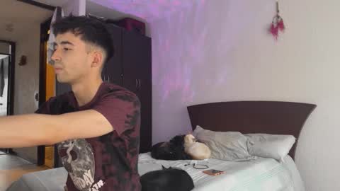 Snapshot of rakhubs chatting on 03.16.26 Enzo online show from 03.16.26