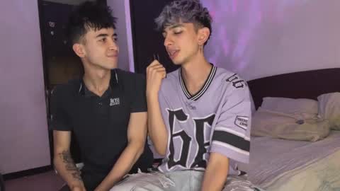 Snapshot of rakhubs chatting on 03.26.26 Enzo online show from 03.26.26