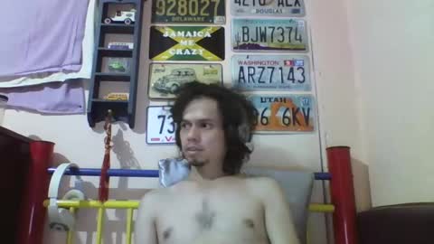 Snapshot of raku2386 chatting on 12.24.24 Ken online show from 12.24.24