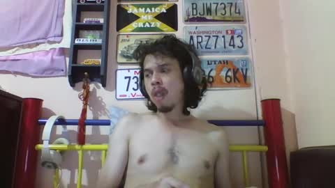 Snapshot of raku2386 chatting on 01.11.25 Ken online show from 01.11.25