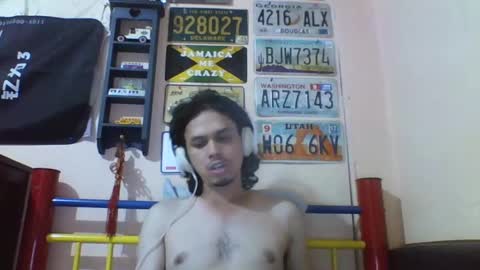 Snapshot of raku2386 chatting on 02.12.25 Ken online show from 02.12.25