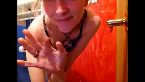 Randcandy77 online show from 02.28.25