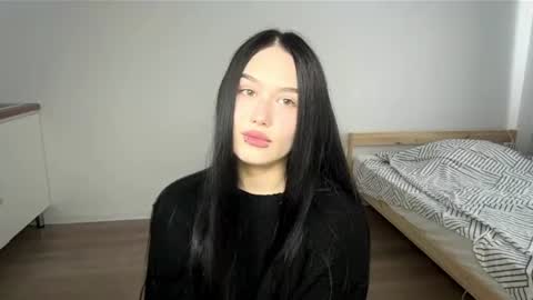 Snapshot of randifarney chatting on 06.12.26 Milica online show from 06.12.26