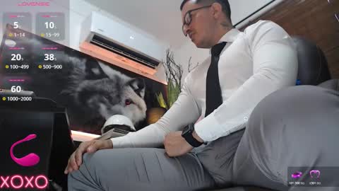 Snapshot of randylukehot chatting on 11.20.25 randylukehot online show from 11.20.25