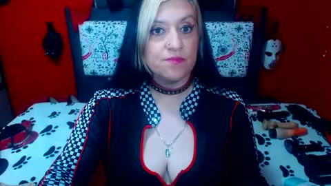 Snapshot of randymaturex01 chatting on 01.23.25 Sonia online show from 01.23.25