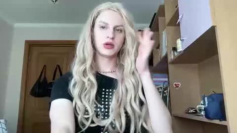 Ranya online show from 04.17.26