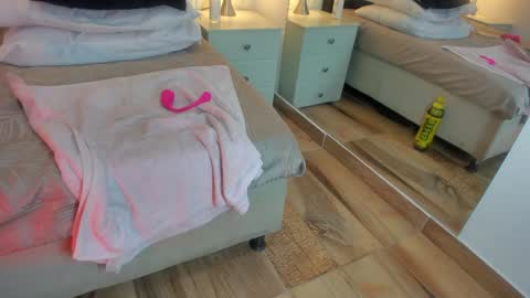 Snapshot of raquel_moore chatting on 02.06.25 Raquel Moore online show from 02.06.25