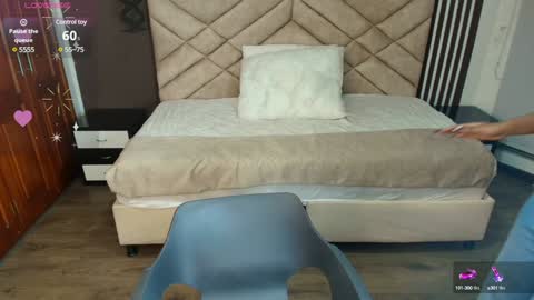 Raquel online show from 02.06.25