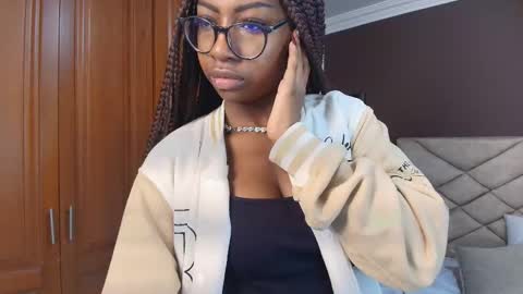 Snapshot of raqueljones_ chatting on 02.02.26 Raquel online show from 02.02.26