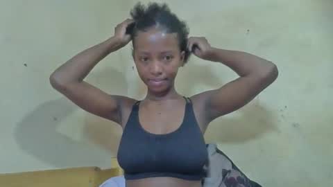 Snapshot of rasoanirinaa chatting on 03.01.26 rasoanirinaa online show from 03.01.26