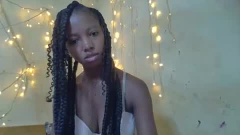 Snapshot of rasoanirinaa chatting on 04.12.26 rasoanirinaa online show from 04.12.26