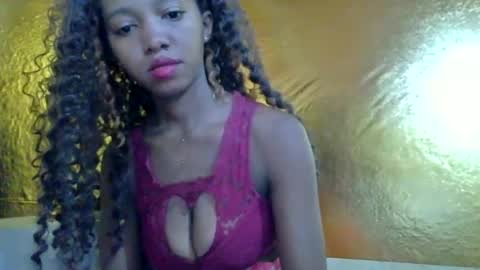 Snapshot of rasoanirinaa chatting on 06.21.26 rasoanirinaa online show from 06.21.26