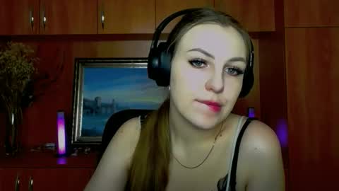 raspberry0101 online show from 12.02.25