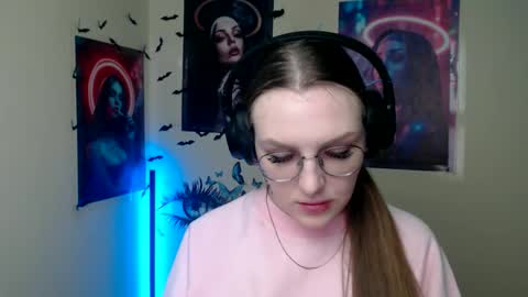 raspberry0101 online show from 12.14.25