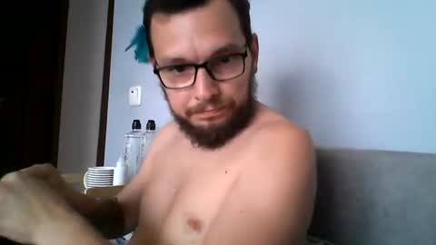 raulm32 online show from 07.15.26