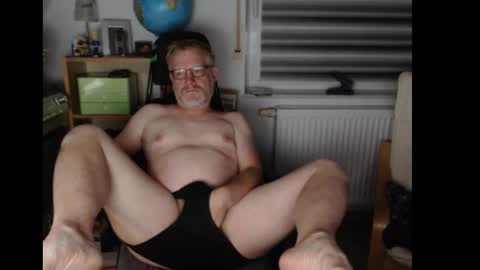 Raunchy me online show from 09.27.25