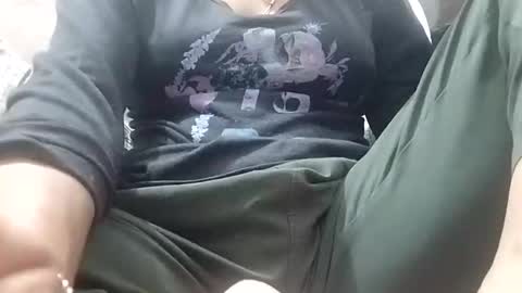 rava_sexy online show from 10.31.25