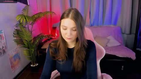 Snapshot of raven_crowe chatting on 03.06.26 Raven online show from 03.06.26