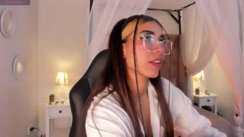 Snapshot of raven_dooll chatting on 02.24.26 Raven online show from 02.24.26