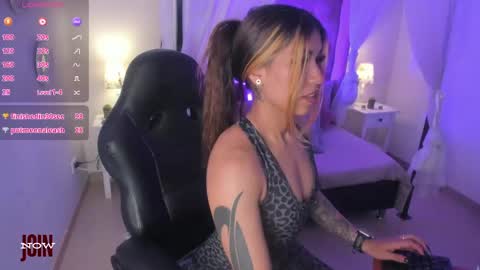 Raven online show from 04.08.26