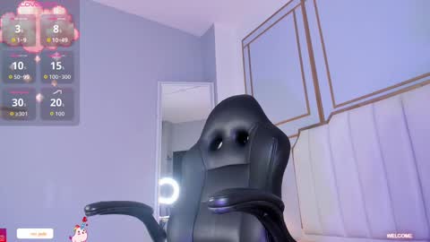 Snapshot of raven_jade_ chatting on 09.10.25 raven_jade_ online show from 09.10.25