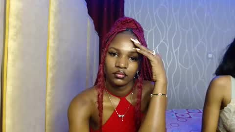 Snapshot of raven_luxe chatting on 06.05.26 Raven online show from 06.05.26