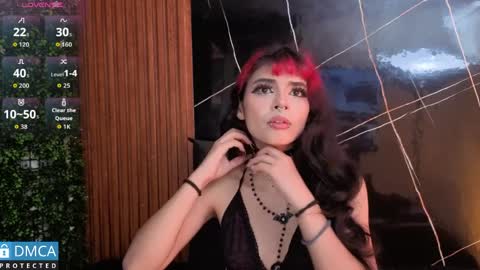 raven_rox_ online show from 04.01.26