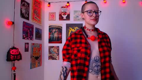 Snapshot of ravendarkness_ chatting on 02.20.26 ravendarkness_ online show from 02.20.26