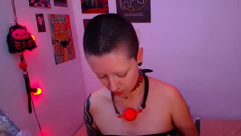 Snapshot of ravendarkness_ chatting on 03.01.26 ravendarkness_ online show from 03.01.26