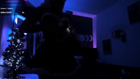 Raven Witch online show from 12.23.24