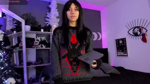 Raven Witch online show from 12.28.24