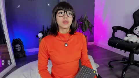 Snapshot of ravenwitch_ chatting on 06.29.26 Raven Witch online show from 06.29.26