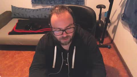 ravingr3d3 online show from 02.16.25