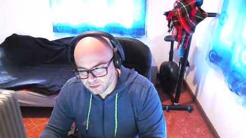 ravingr3d3 online show from 02.19.25