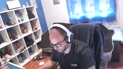 ravingr3d3 online show from 11.13.25