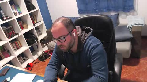 ravingr3d3 online show from 11.19.25