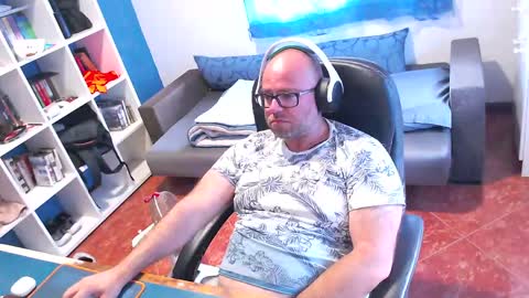 ravingr3d3 online show from 05.24.26