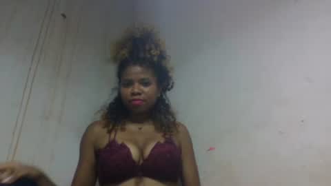 Snapshot of ravomamy chatting on 11.13.25 ravomamy online show from 11.13.25