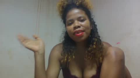 Snapshot of ravomamy chatting on 11.14.25 ravomamy online show from 11.14.25