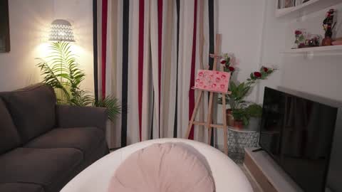 Snapshot of raychell_black chatting on 02.26.26 Raychell Black online show from 02.26.26