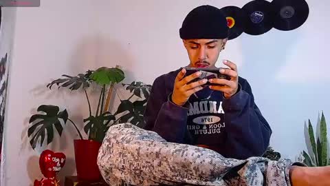 Rayn online show from 12.04.24