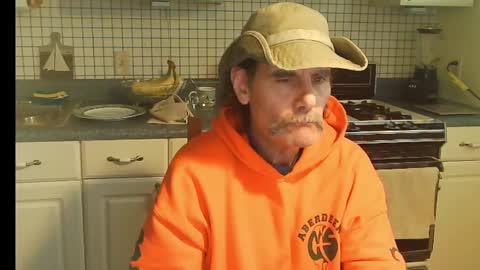 Ray online show from 10.28.25